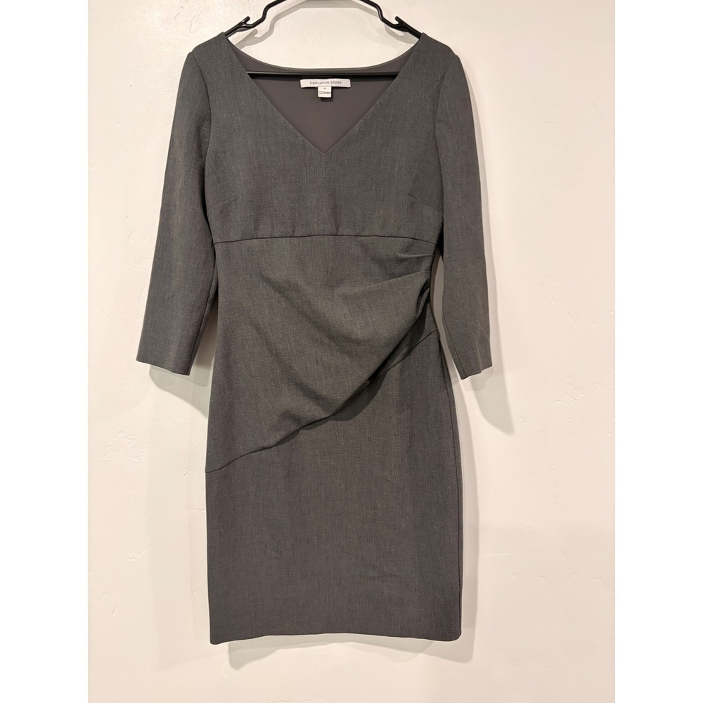 Diane von Furstenberg DVF Grey Wool V-Neck Sheath Dress 3/4 Sleeve Size 8
